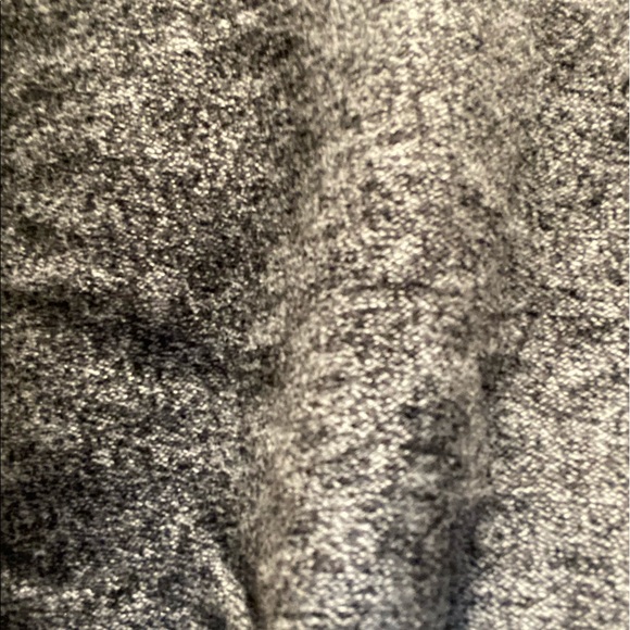 Aritzia - salt and pepper sweater - Picture 3 of 4